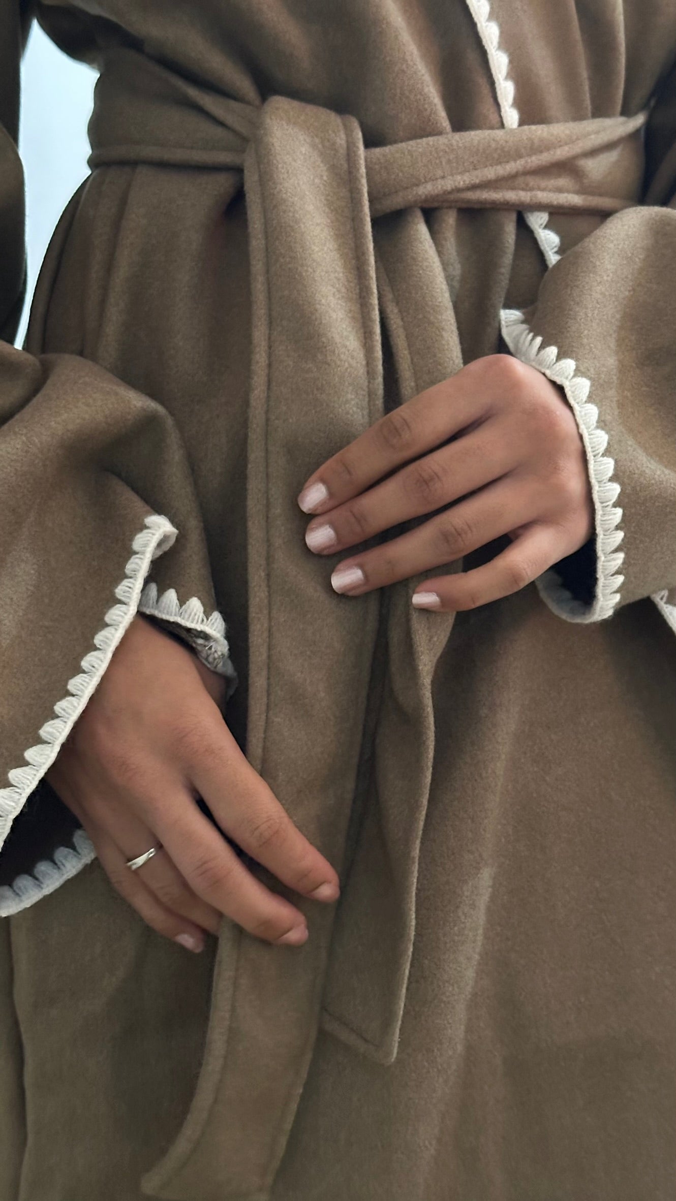 Scallop Border Open Coat with Belt