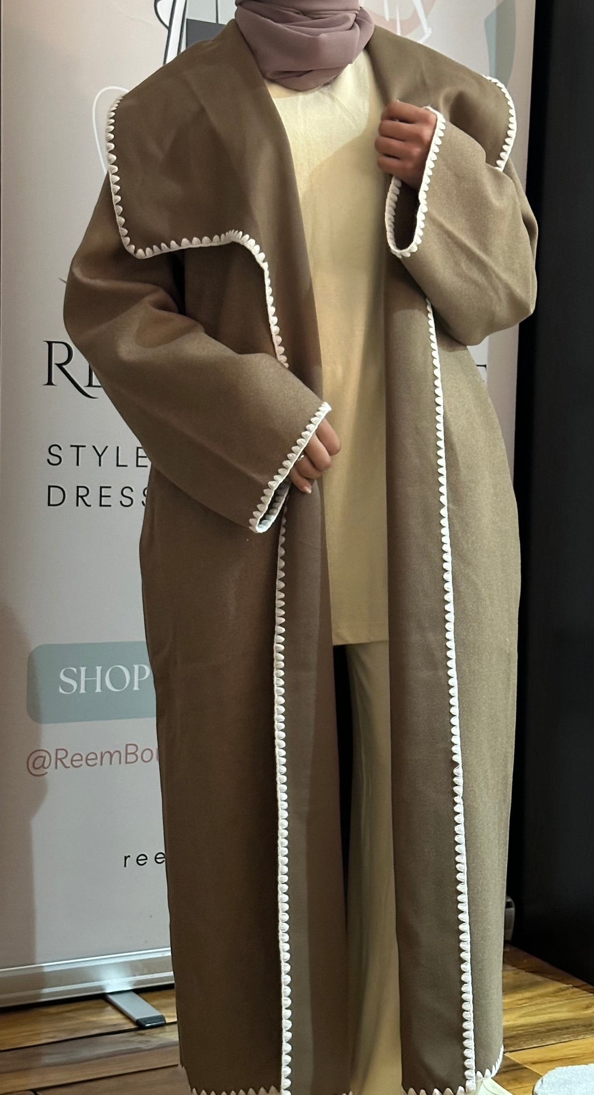 Scallop Border Open Coat with Belt