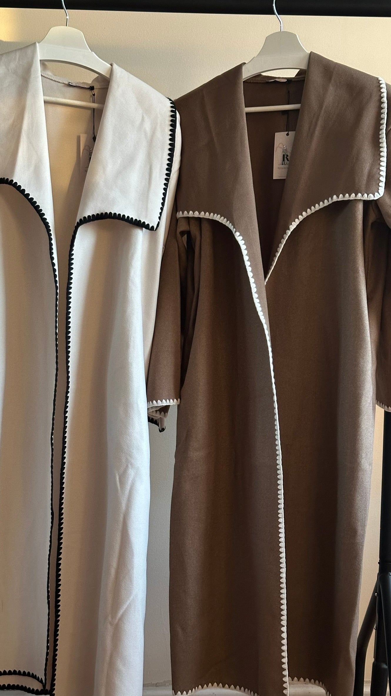 Scallop Border Open Coat with Belt